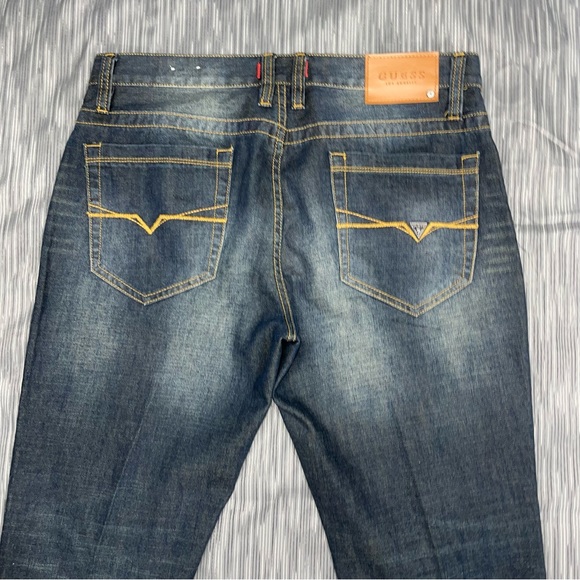 Guess Medium Rise Tapared Slim Haisted Fit Jean Size 34
Excellent Condition - Picture 11 of 14